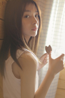 女班长让我脱她内内视频